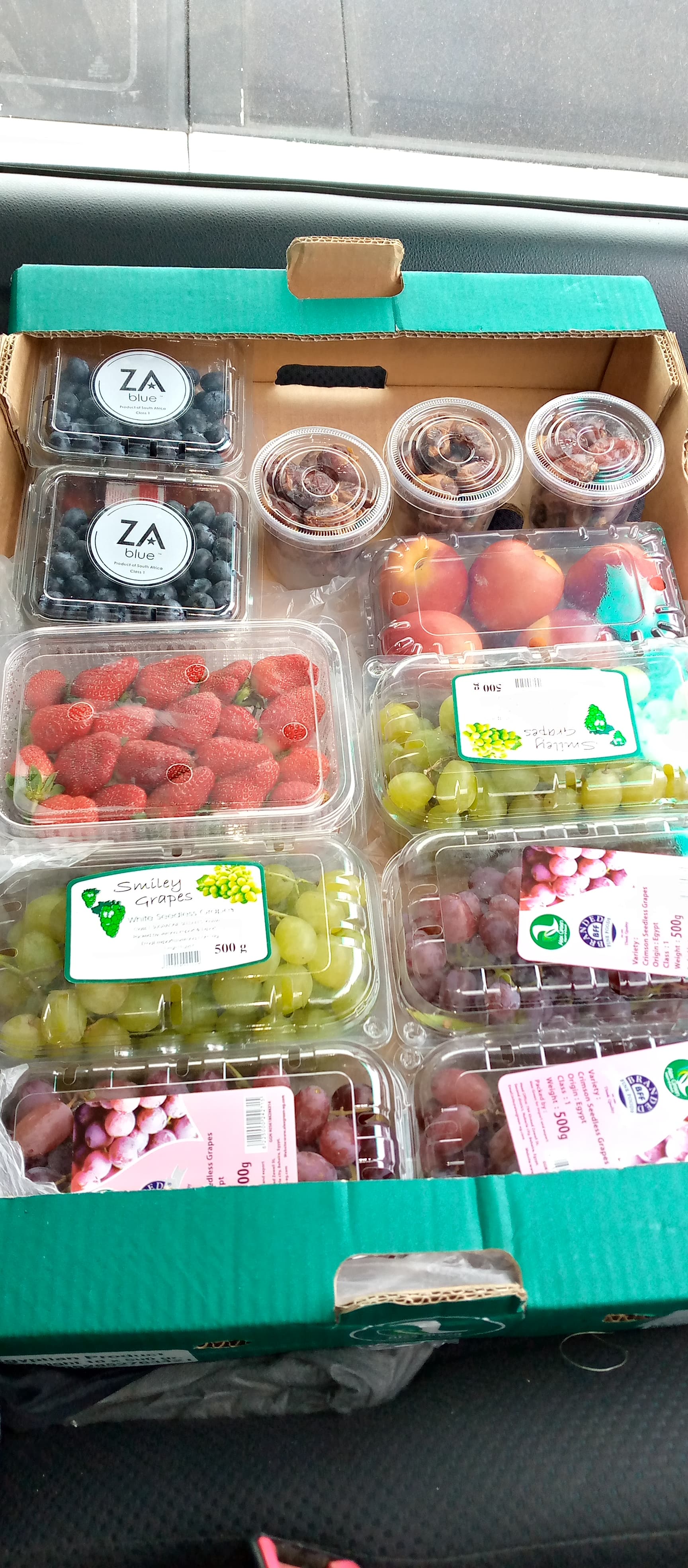 Vitamix fresh fruits and juices